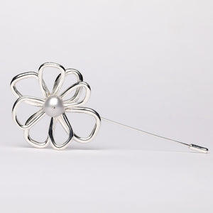 Bloomy Flower Lapel pin