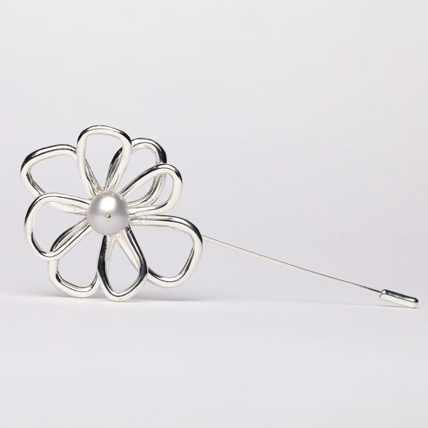 Bloomy Flower Lapel pin
