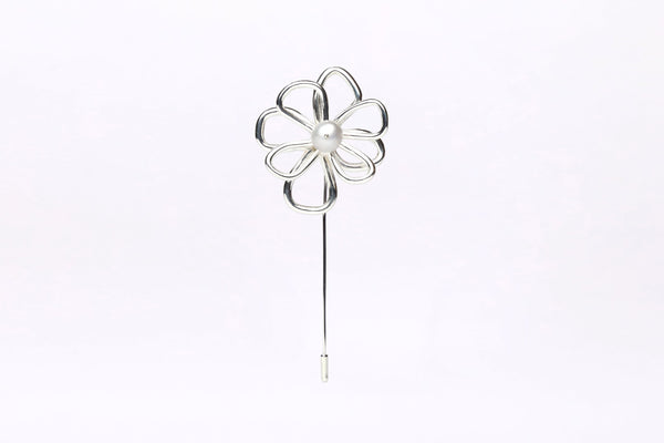 Bloomy Flower Lapel pin