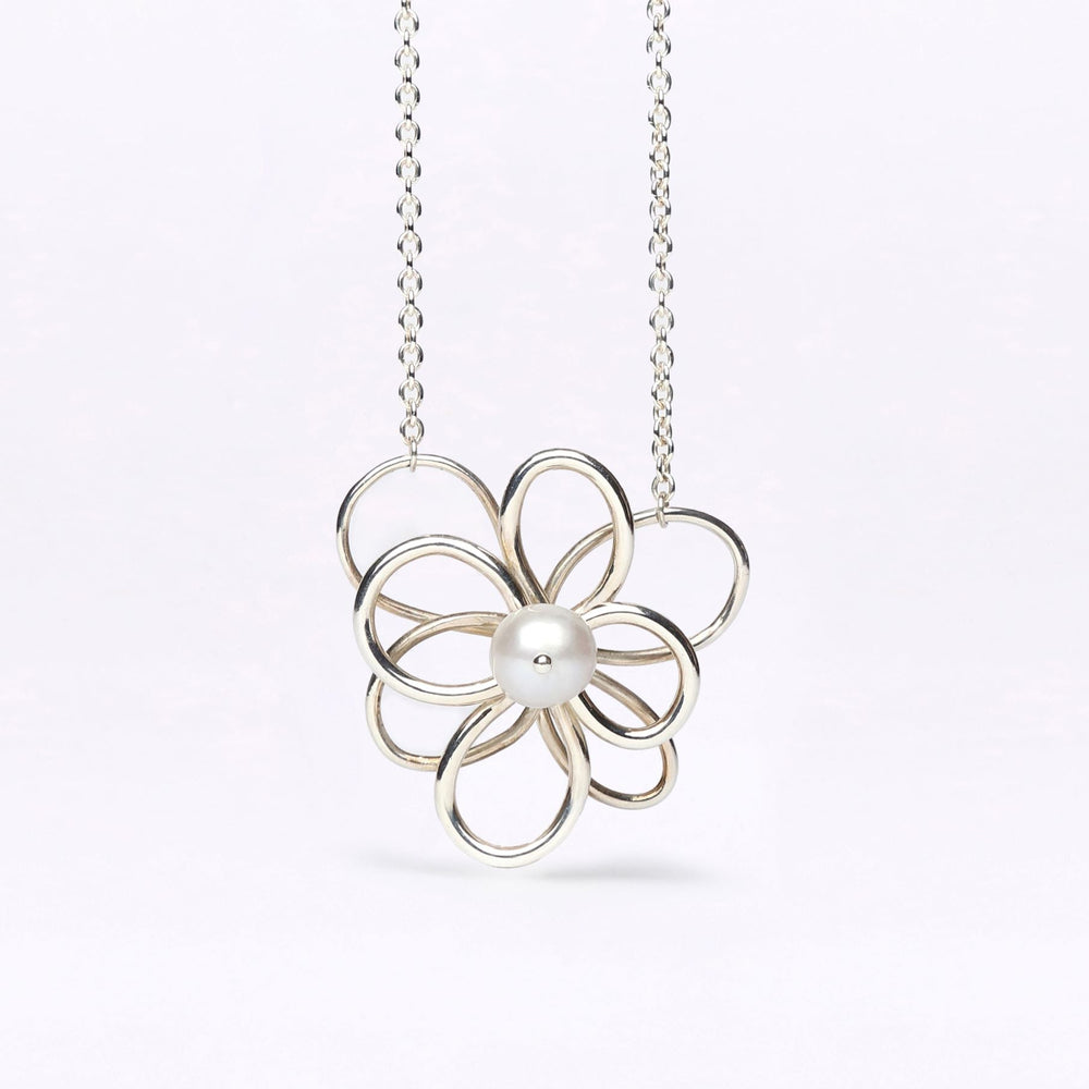 Bloomy Flower Charm