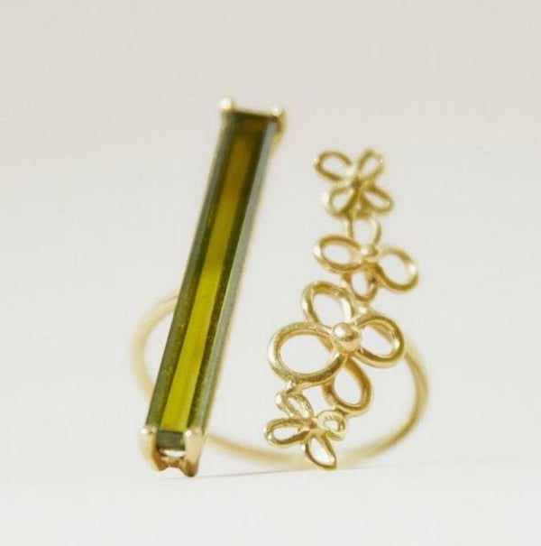 Anello con tormalina verde